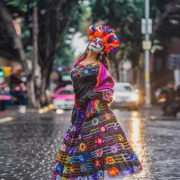 Meet your Posher, Aury - Picture 1 of 1